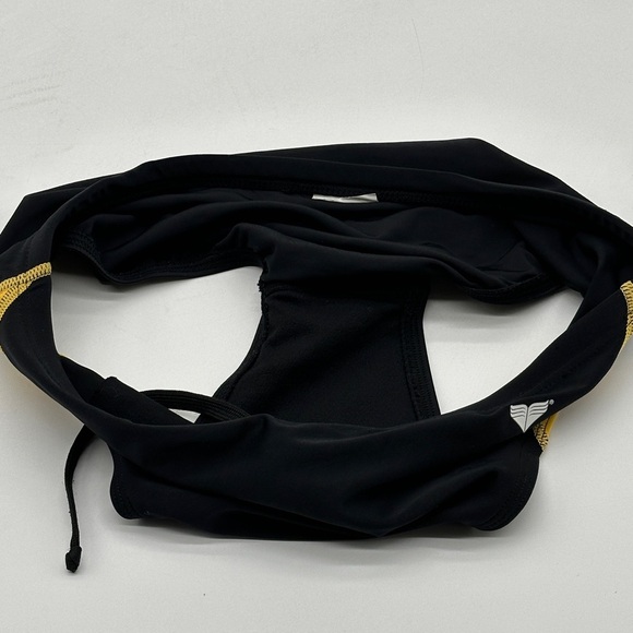 TYR Size 30 Black And Yellow Men's Swimsuit Swim Brief - Picture 5 of 5
